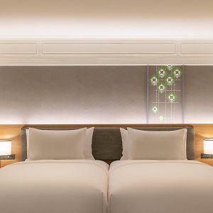 Premier Room